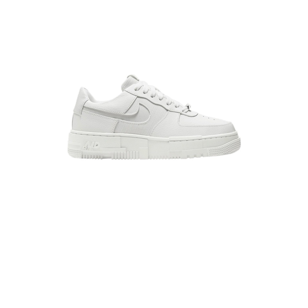 Nike White Sneakers Minimalist Design Casual Style